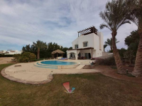 Superb 5 Bedrooms in White Villas El Gouna